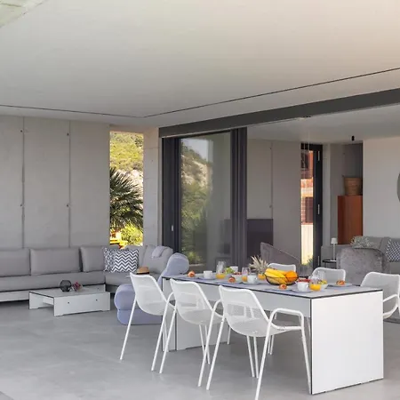 Loft فيلة *