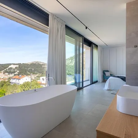 Loft فيلة